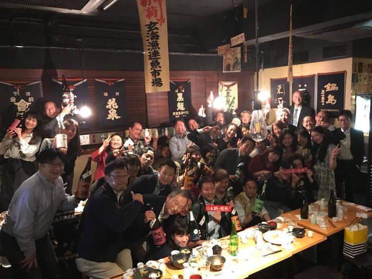 定期的に日本酒会を開催してます!