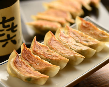AGO 餃子