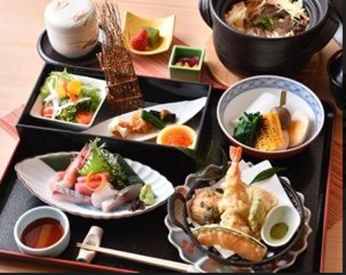 コースの料理も各種充実