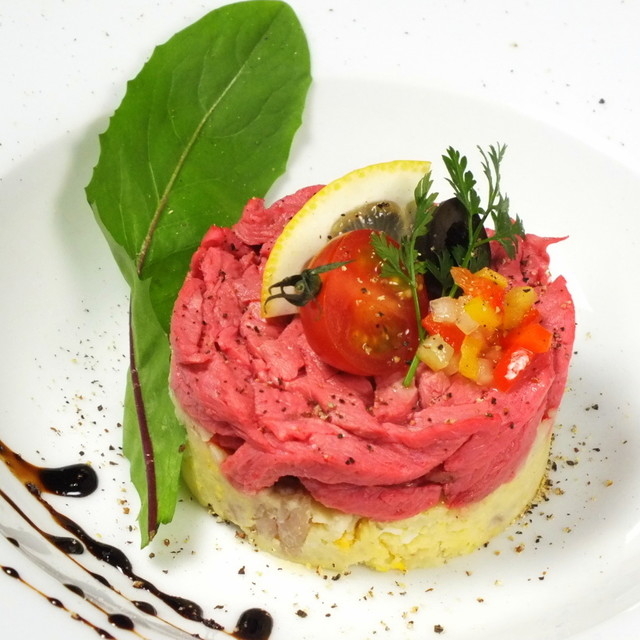 豊富な肉料理がイチオシ!