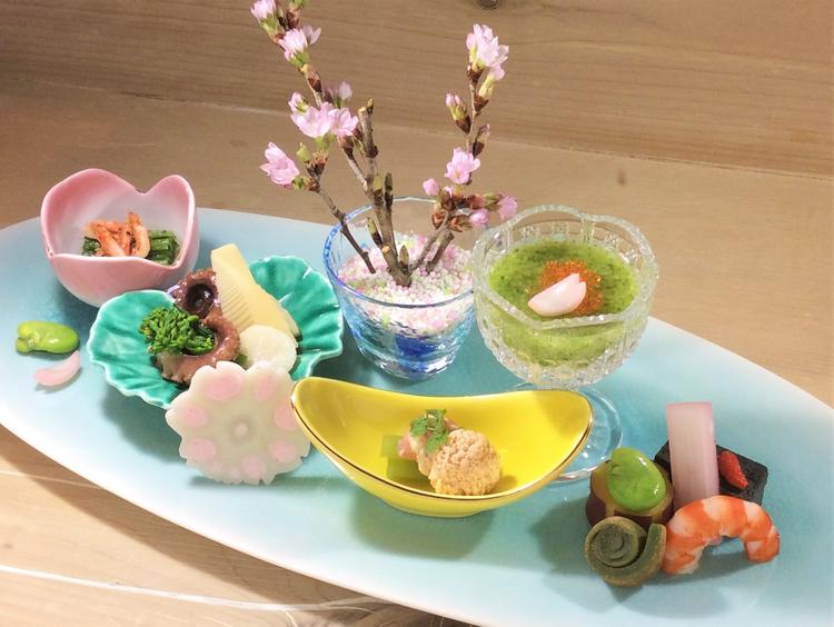 コース料理は月替り