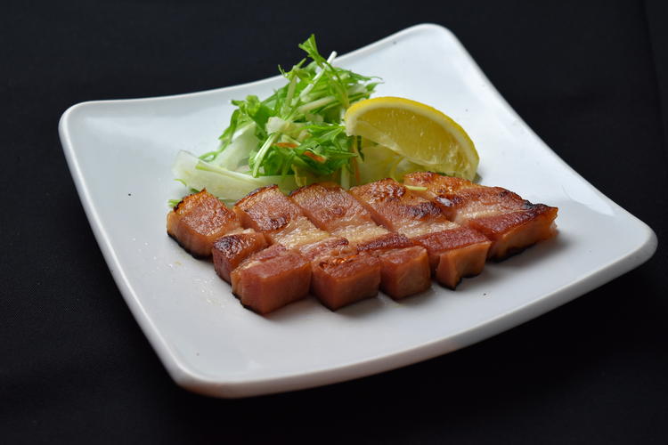店内仕込み、手作りにこだわるお店です。