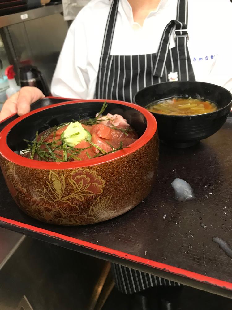 スタッフの誕生日には好きな賄でお祝い