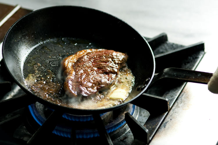 ステーキを焼く経験が一気に積めます!