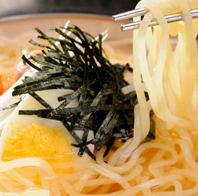衝撃な出会いから生まれた究極冷麺!