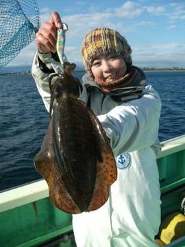 茅ヶ崎港や各港からのお魚、そして釣りにも