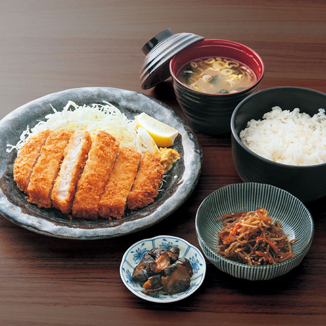 とんかつ定食