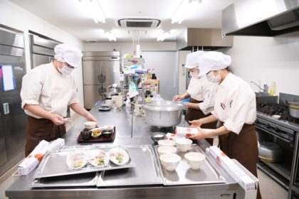 センター内厨房(名古屋市北区)
