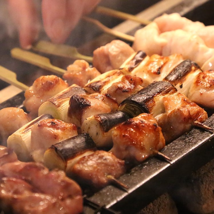 炭火焼鳥で