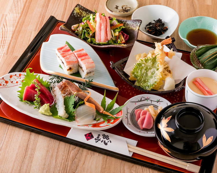 贅沢なズワイガニ御膳