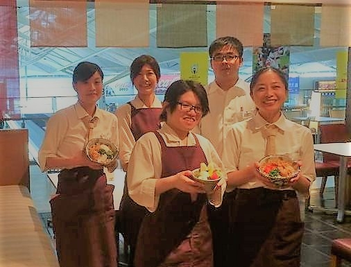 20代~50代までのスタッフが活躍中!