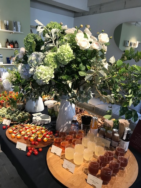 "catering"