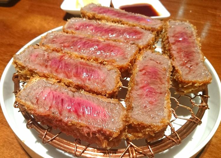 とんかつ以外にも和牛も扱います