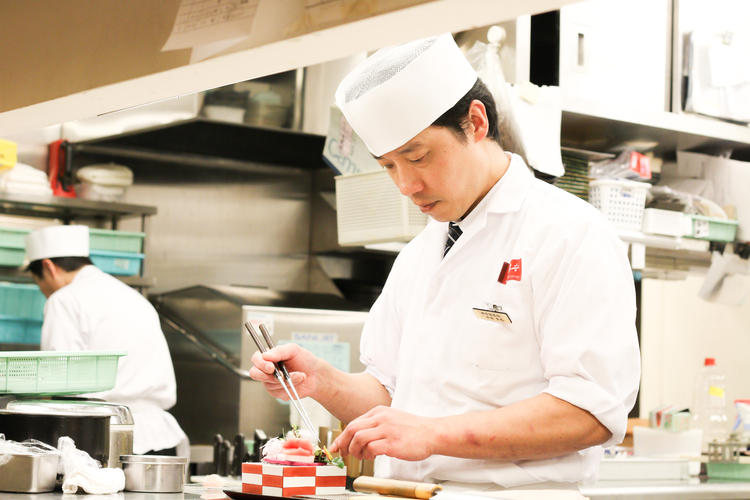 一流の料理人が、腕を振るいます