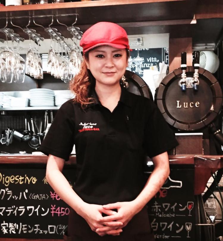 女性シェフも大活躍しております。