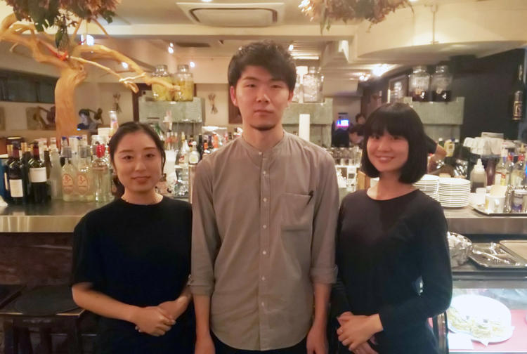 緊張気味ですね。。。
