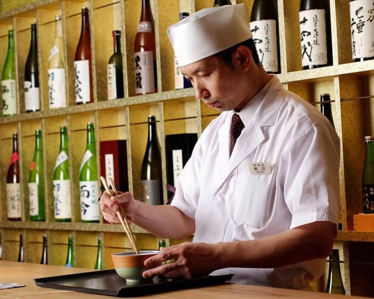素材の味を生かした職人の技が光ります