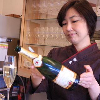 女性店主 たった一人で大活躍してます☆