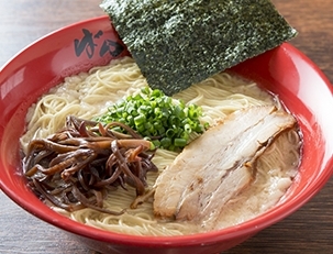 人気のとんこつラーメン