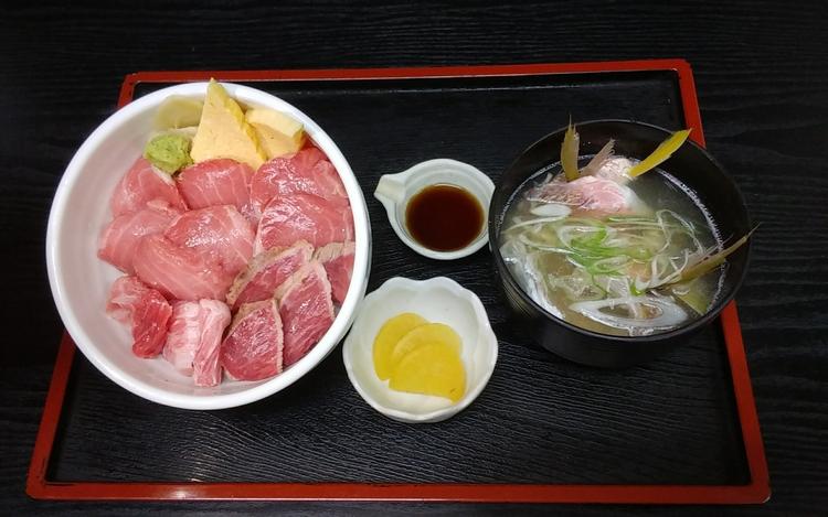 入荷した日限定 生まぐろ希少部位丼