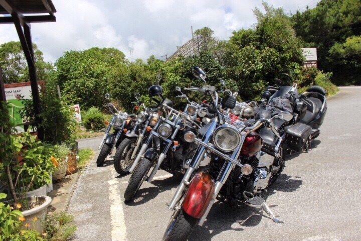 バイク部やフットサル部等も活動中!