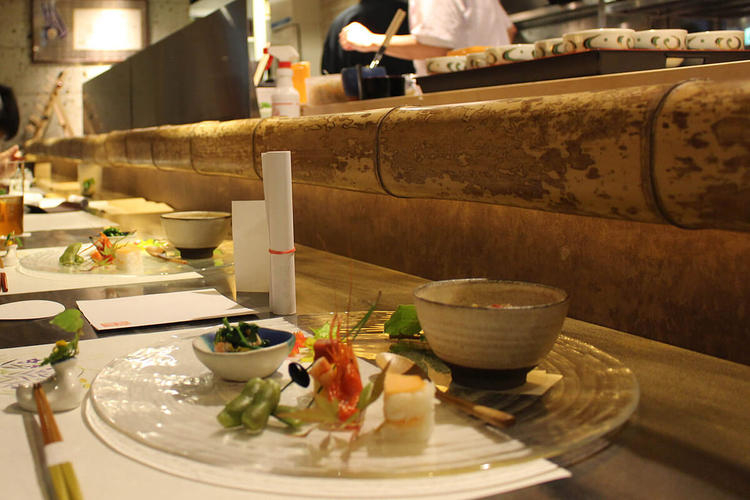 約50社の産地と提携。食材×技術を追及。