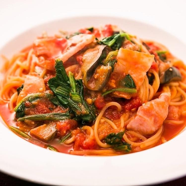 パスタはすべて生パスタ。手打ちもあります