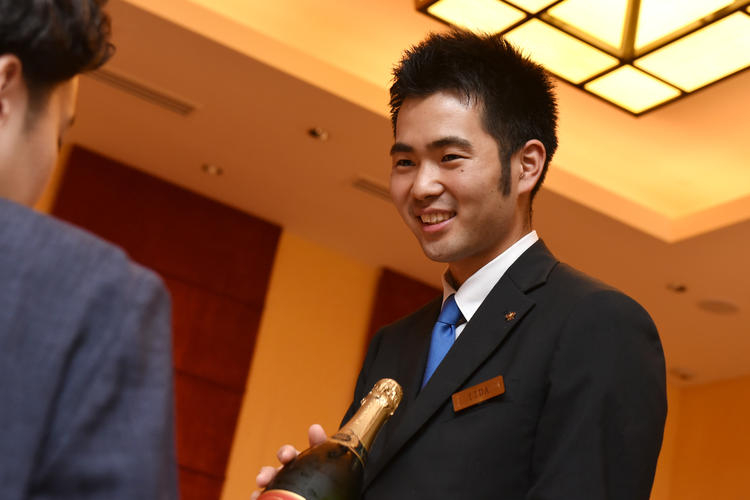 厳選ワインの選び方はソムリエがお手伝い!