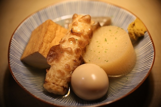 おでんは料亭監修、だしの香りが自慢