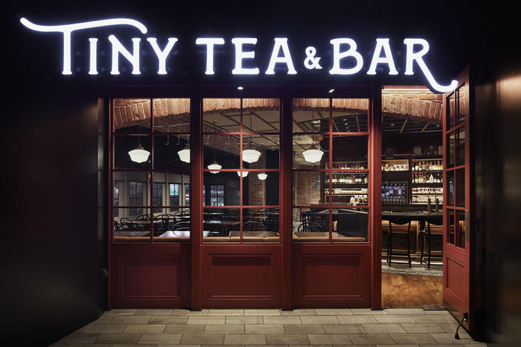 イタリアン・バー TINY TEA & BAR