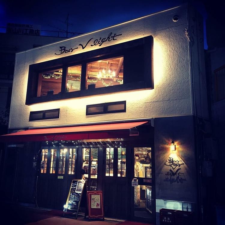 レトロでおしゃれな系列店のバル★