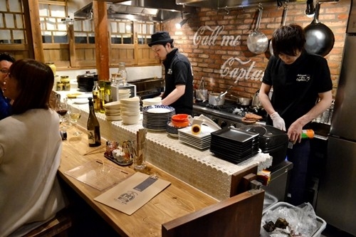 もつ焼とワイン☆キャプテン