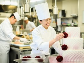 ウエディングケーキにも想いを込めて