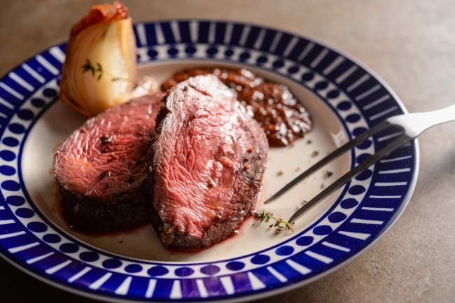 ”パブらしからぬ”クオリティの肉料理!