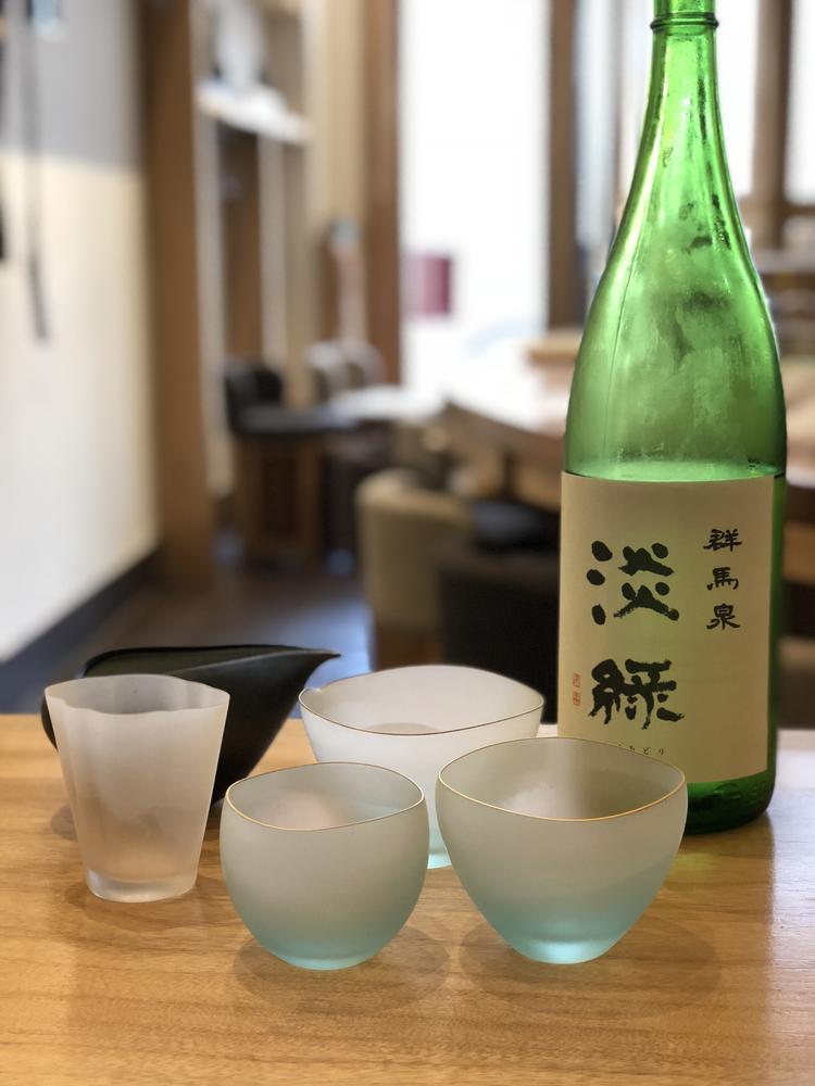 器や酒器にもこだわります!