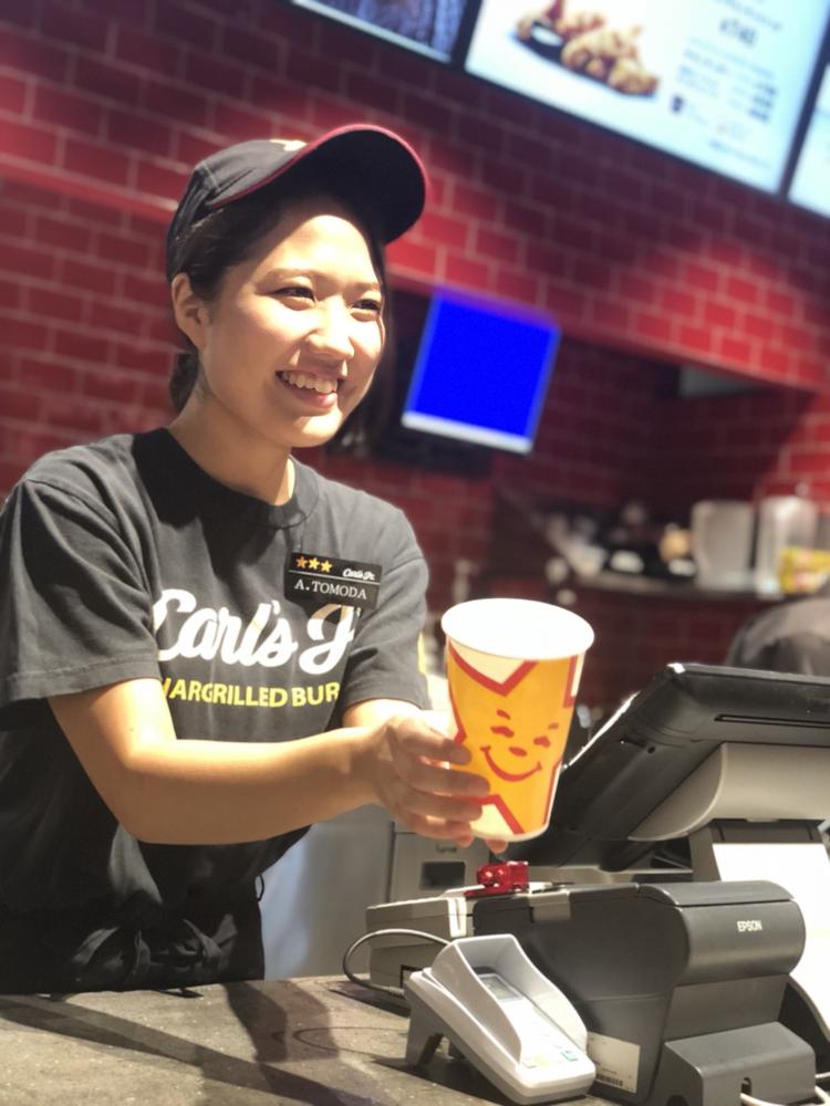 カールスジュニア お台場店