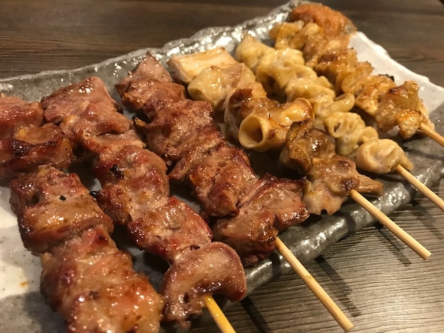 備長炭炭火焼き【豚もつ串焼き】