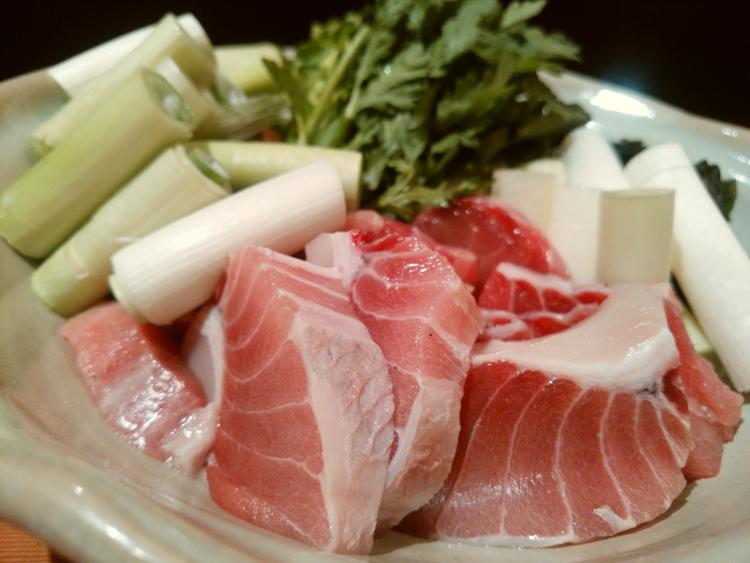 人気の「ねぎま鍋」