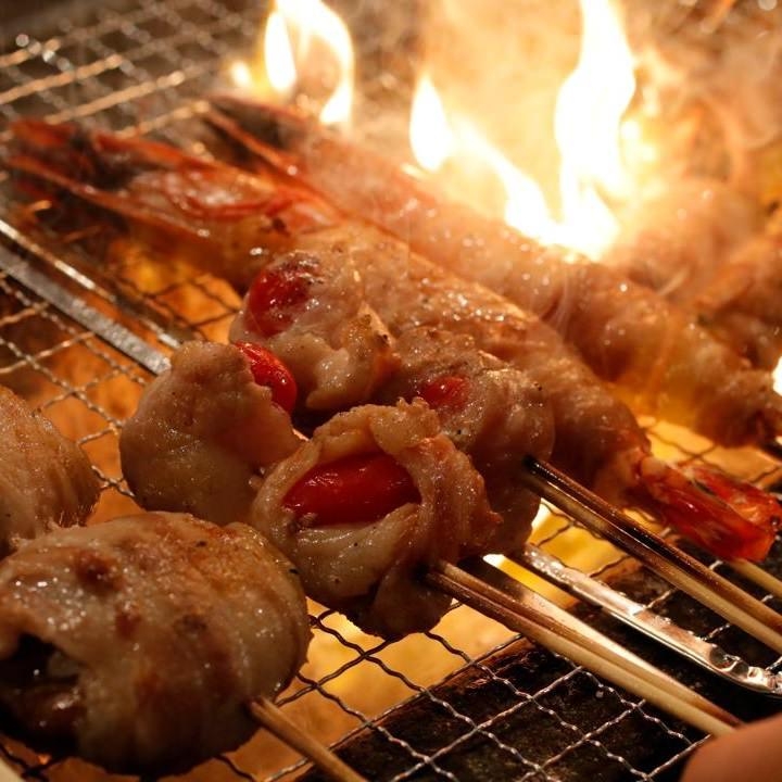 炭火で焼き上げるのでヘルシー♪