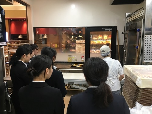 新卒向け会社説明会の運営および実施!