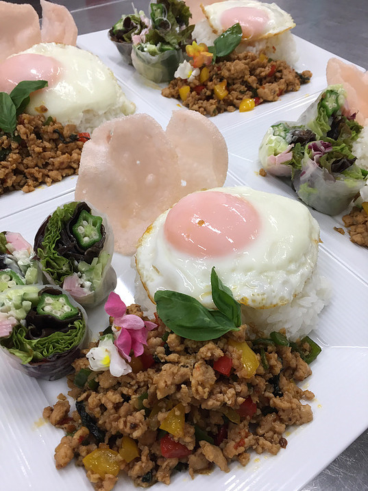 様々なジャンルの料理を提供します!