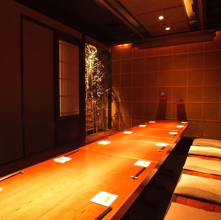 落ち着いた個室でのご宴会も、、!