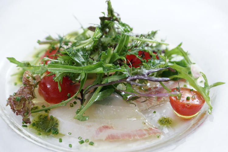 品格あふれる、香り高い料理の数々。