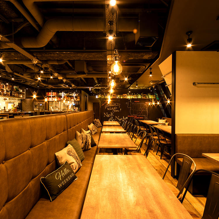 できたばかりの綺麗な店内♪