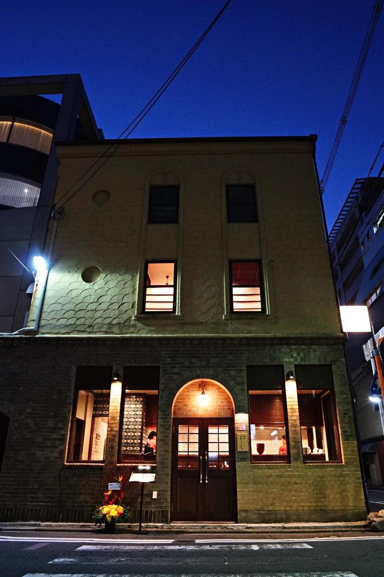 麺処むらじ室町店は歴史的建造物