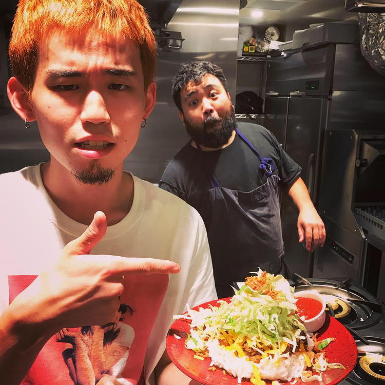 料理は全て自分たちで考案していきます!
