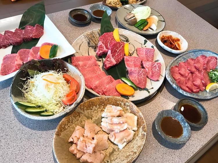 炭火焼肉しらぎ苑
