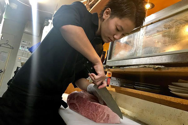 神戸あぶり牧場 本店