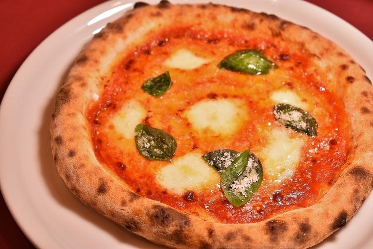 ランチはピッツァとパスタをご用意