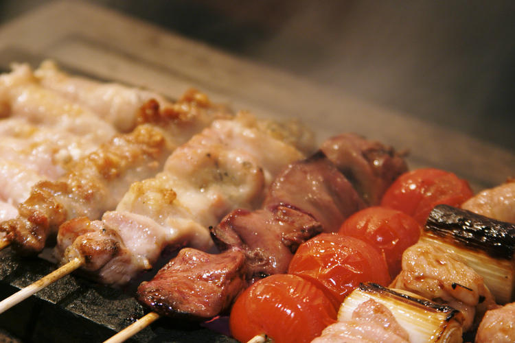 全店舗で共通している炭火焼料理の数々